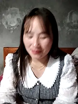 Snapshot of emini-xx chatting on February 3, 2026, 1:05 pm emini-xx online show from February 3, 2026, 1:05 pm