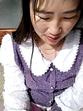 Snapshot of emini-xx chatting on February 17, 2026, 11:02 pm emini-xx online show from February 17, 2026, 11:02 pm