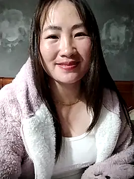 Snapshot of emini-xx chatting on February 4, 2026, 4:46 pm emini-xx online show from February 4, 2026, 4:46 pm