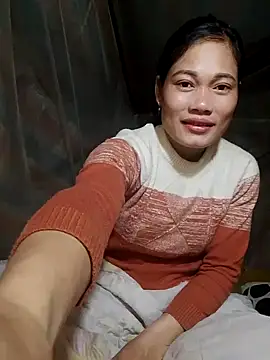 Snapshot of doggy-00 chatting on November 17, 2025, 9:19 pm doggy-00 online show from November 17, 2025, 9:19 pm