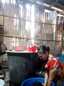 doggy-00 online show from December 1, 2025, 4:57 am