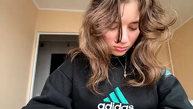 BunkedTempter online show from November 12, 2025, 7:23 am