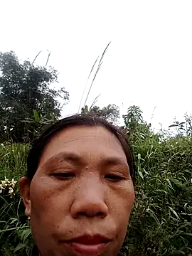 bella-la online show from November 6, 2025, 1:42 am