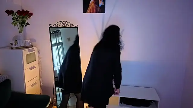 valeryablack online show from April 14, 2026, 4:23 pm