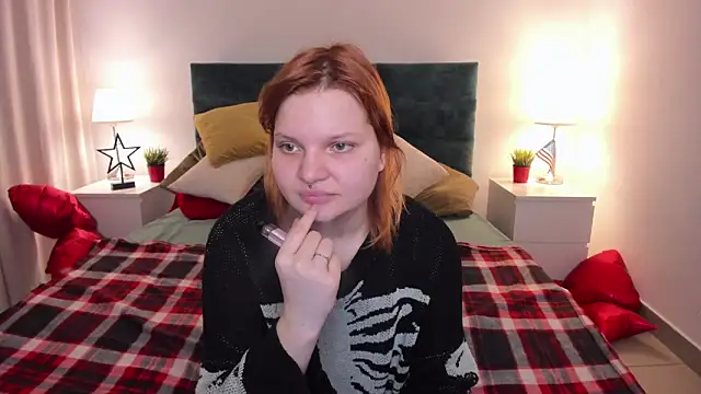 babyyullii online show from February 25, 2026, 6:13 am