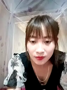 Em xinh01 online show from November 1, 2025, 10:09 am