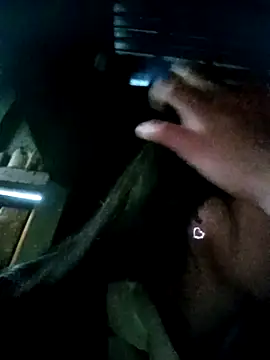 Snapshot of Linh_sexy98 chatting on January 6, 2026, 2:15 am Linh sexy98 online show from January 6, 2026, 2:15 am