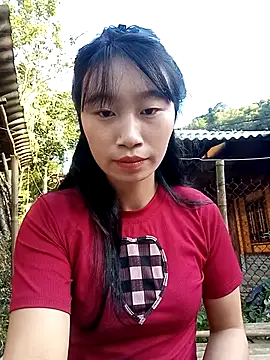 Snapshot of Linh_sexy98 chatting on November 6, 2025, 12:58 am Linh sexy98 online show from November 6, 2025, 12:58 am