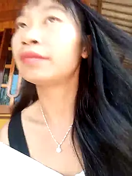 Snapshot of Linh_sexy98 chatting on December 2, 2025, 4:25 am Linh sexy98 online show from December 2, 2025, 4:25 am