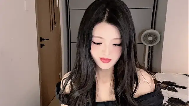 ronronner233 online show from November 30, 2025, 3:02 pm