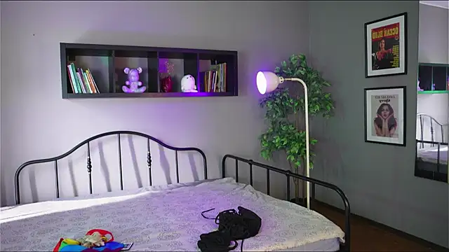 Snapshot of Meganpeach_ chatting on November 27, 2025, 12:38 pm Meganpeach online show from November 27, 2025, 12:38 pm