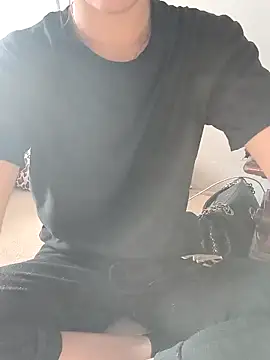 carlina28 online show from November 9, 2025, 8:40 am