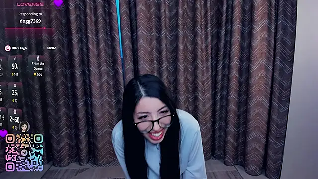 Snapshot of TonjaNeace chatting on November 30, 2025, 4:35 am TonjaNeace online show from November 30, 2025, 4:35 am