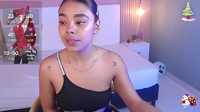 Snapshot of SoffiaDams2 chatting on November 15, 2025, 12:31 pm SoffiaDams2 online show from November 15, 2025, 12:31 pm