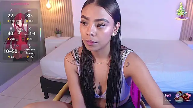 Snapshot of SoffiaDams2 chatting on November 16, 2025, 11:37 am SoffiaDams2 online show from November 16, 2025, 11:37 am