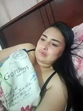 solandrea online show from December 2, 2025, 3:19 am