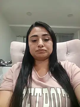 solandrea online show from November 27, 2025, 12:00 am