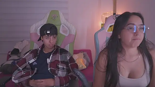 Zaffy  online show from November 21, 2025, 11:37 pm