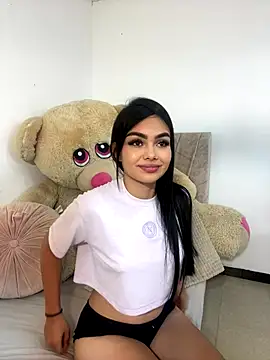 little emiily  online show from October 28, 2025, 7:57 pm