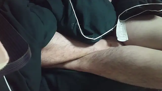 Stripholyday online show from November 23, 2025, 3:33 pm