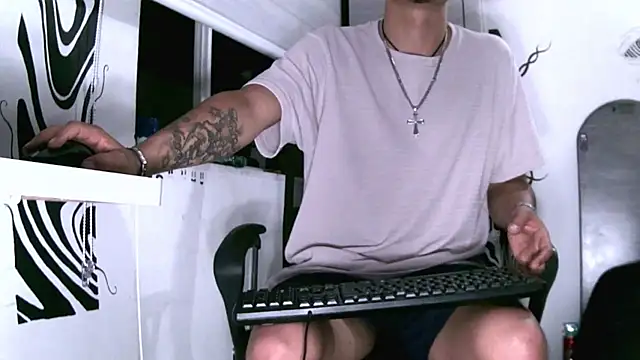 kai storm420 online show from November 13, 2025, 5:00 am