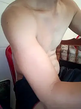 Cafeen19 online show from April 4, 2026, 12:17 am