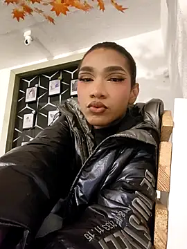 FernandaFox  online show from February 19, 2026, 1:02 am