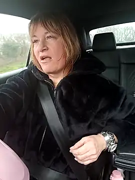 BettyDavisEyesUK online show from February 10, 2026, 10:47 am