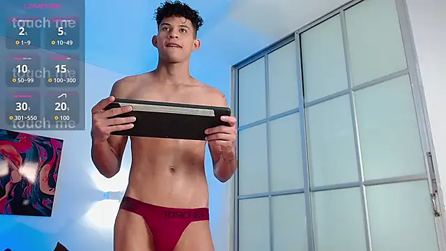 Snapshot of KamiSuarez chatting on February 20, 2026, 6:32 pm KamiSuarez online show from February 20, 2026, 6:32 pm