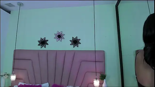 Kim Luna1 online show from March 15, 2026, 12:01 pm