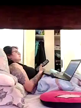 Shadow Secret online show from November 19, 2025, 11:10 am