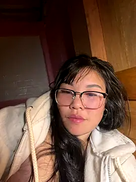 heodat-sexx online show from December 15, 2025, 2:45 pm