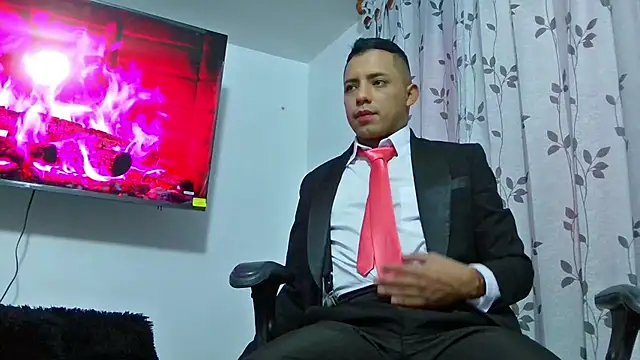 Mike Fetiche online show from November 28, 2025, 11:54 am