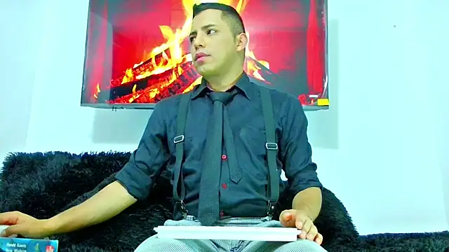 Mike Fetiche online show from November 15, 2025, 3:32 am