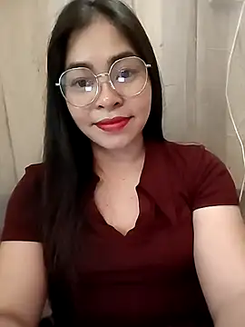 Bamboo-niee123 online show from April 11, 2026, 5:15 am