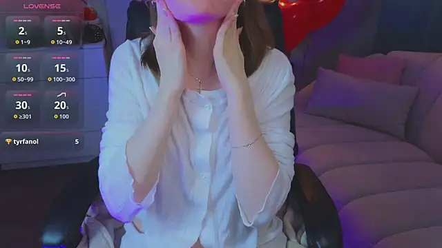 R I N A online show from March 28, 2026, 1:17 am