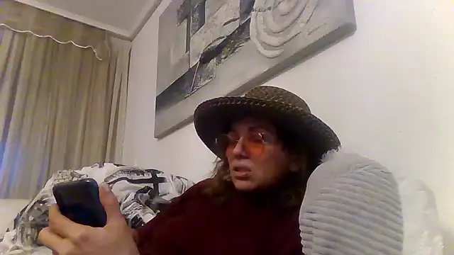 Snapshot of loveryvicky chatting on January 7, 2026, 4:56 pm loveryvicky online show from January 7, 2026, 4:56 pm