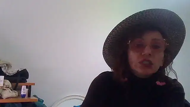 Snapshot of loveryvicky chatting on February 7, 2026, 3:09 pm loveryvicky online show from February 7, 2026, 3:09 pm