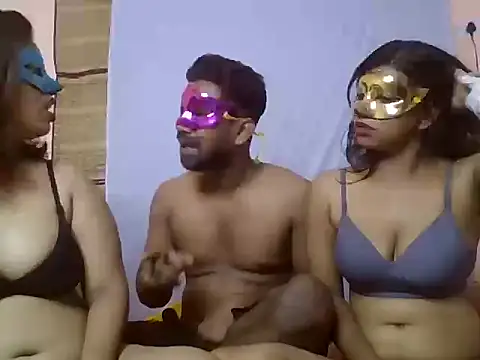 Snapshot of Yui-Ch1 chatting on November 16, 2025, 5:12 am Yui-Ch1 online show from November 16, 2025, 5:12 am