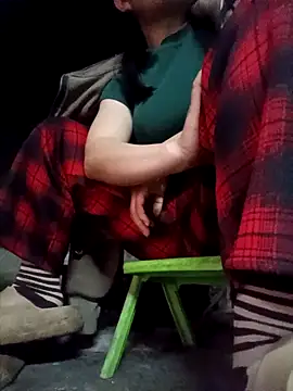 yoyo-mi online show from February 19, 2026, 1:24 am