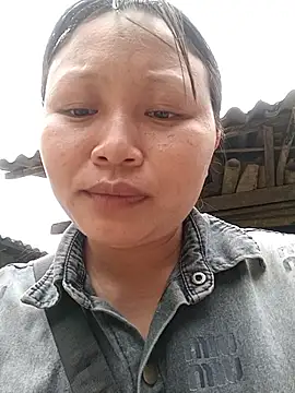 yoyo-mi online show from March 29, 2026, 4:14 am