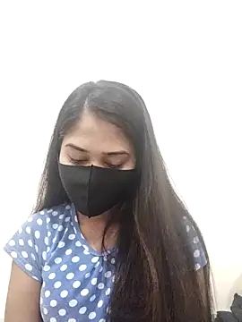 Green LaDY66 online show from November 20, 2025, 3:40 am