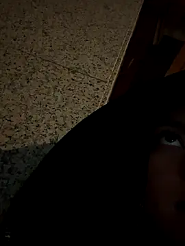 angelaalovee online show from November 15, 2025, 10:25 pm