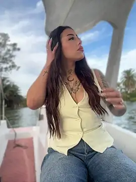 AshleyWinslow online show from April 14, 2026, 8:14 pm