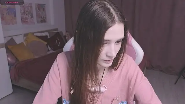 Snapshot of Hana_Flo_ chatting on November 14, 2025, 2:54 pm Hana Flo online show from November 14, 2025, 2:54 pm