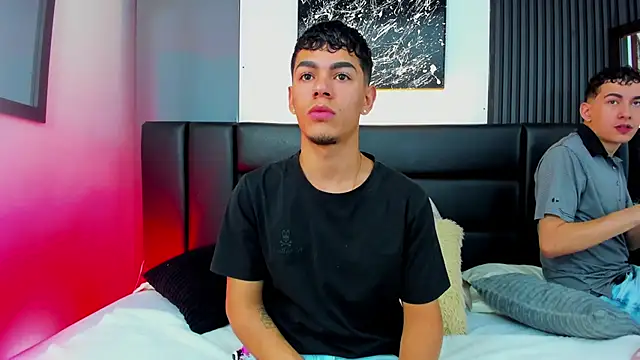 Duolust1 online show from November 6, 2025, 7:51 pm