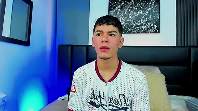 Duolust1 online show from November 4, 2025, 11:58 am