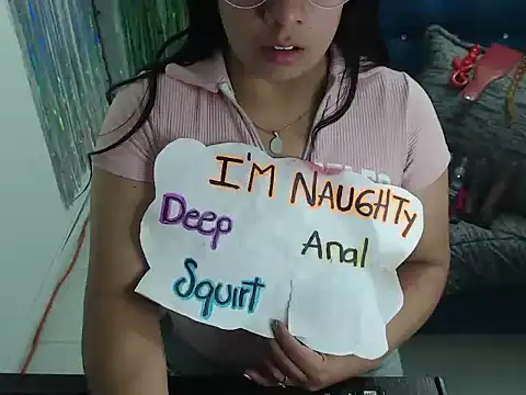 Alanafire online show from October 31, 2025, 1:52 pm