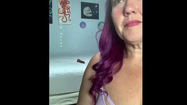 kristallic online show from March 10, 2026, 9:52 pm