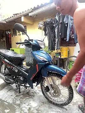 Snapshot of Ferxxo_Oficial chatting on November 8, 2025, 4:43 pm Ferxxo Oficial online show from November 8, 2025, 4:43 pm